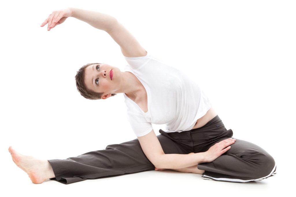 morning yoga, yoga poses for beginners, yoga, stretching, morning work out, janu sirsasana, side stretch