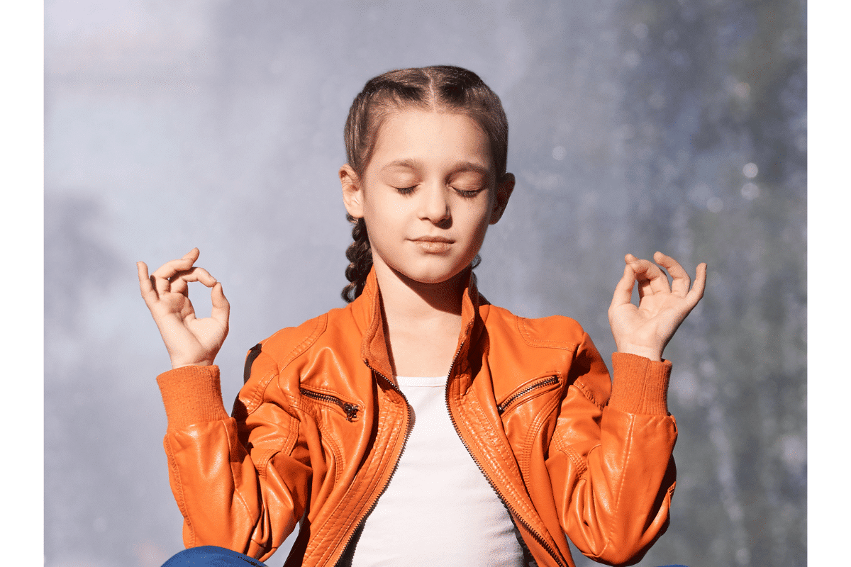 Trauma-Informed Yoga and Mindfulness for Kids : Kumarah